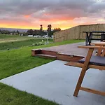 A Stunning Retreat In Rotorua!