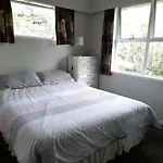 Lake Rotoiti Lakehouse Retreat