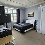 Kiwi As Guest House