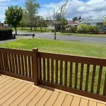 4 Beds Including 2 Double Beds, 1 Single Bed, And 1 Double Sofa Bed In A Small 1 Bedroom And 1 Lounge Studio No Kitchen Only Fridge, Microwave