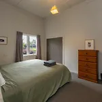 Lounge To Lake Rotorua