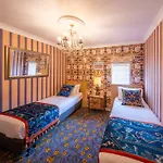 Prince\'S Gate Hotel