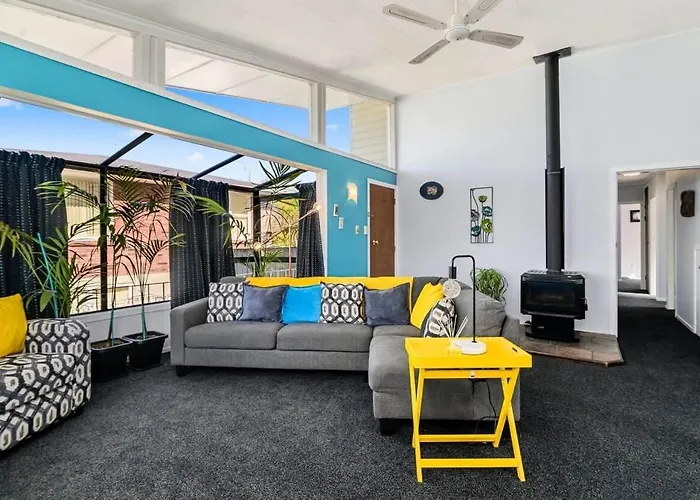 Lakeview Retreat