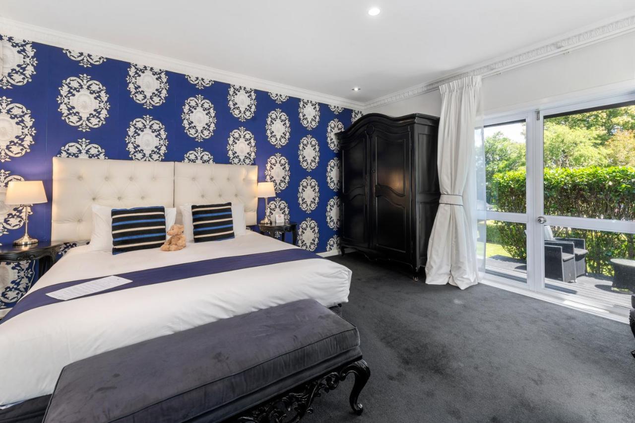 Black Swan Lakeside Boutique 5* Rotorua