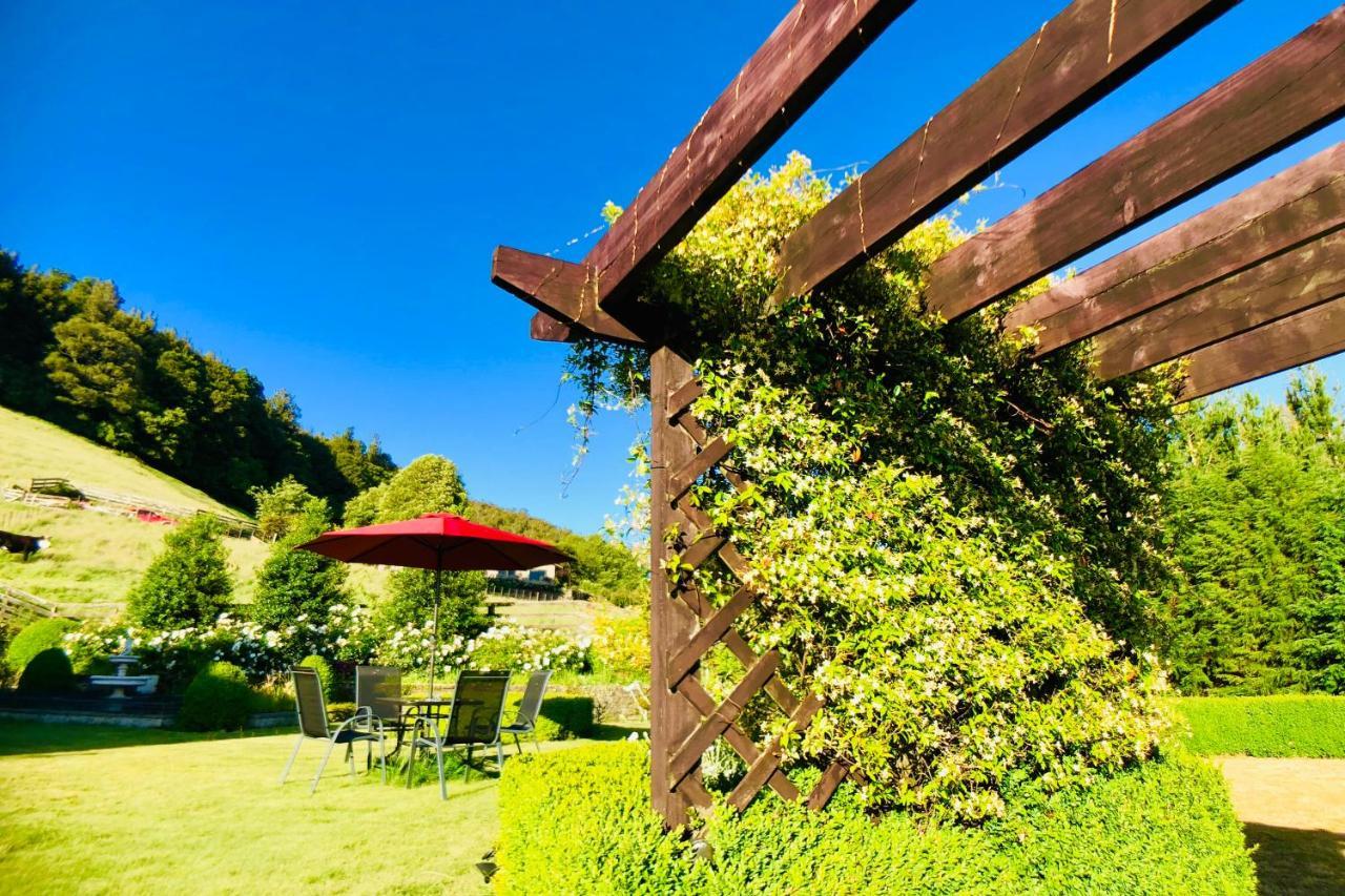 Villa Westminster Mountain View Manor-up To 25 Guests