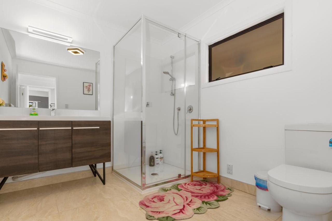 Westminster Mountain View Manor-up To 25 Guests * Rotorua