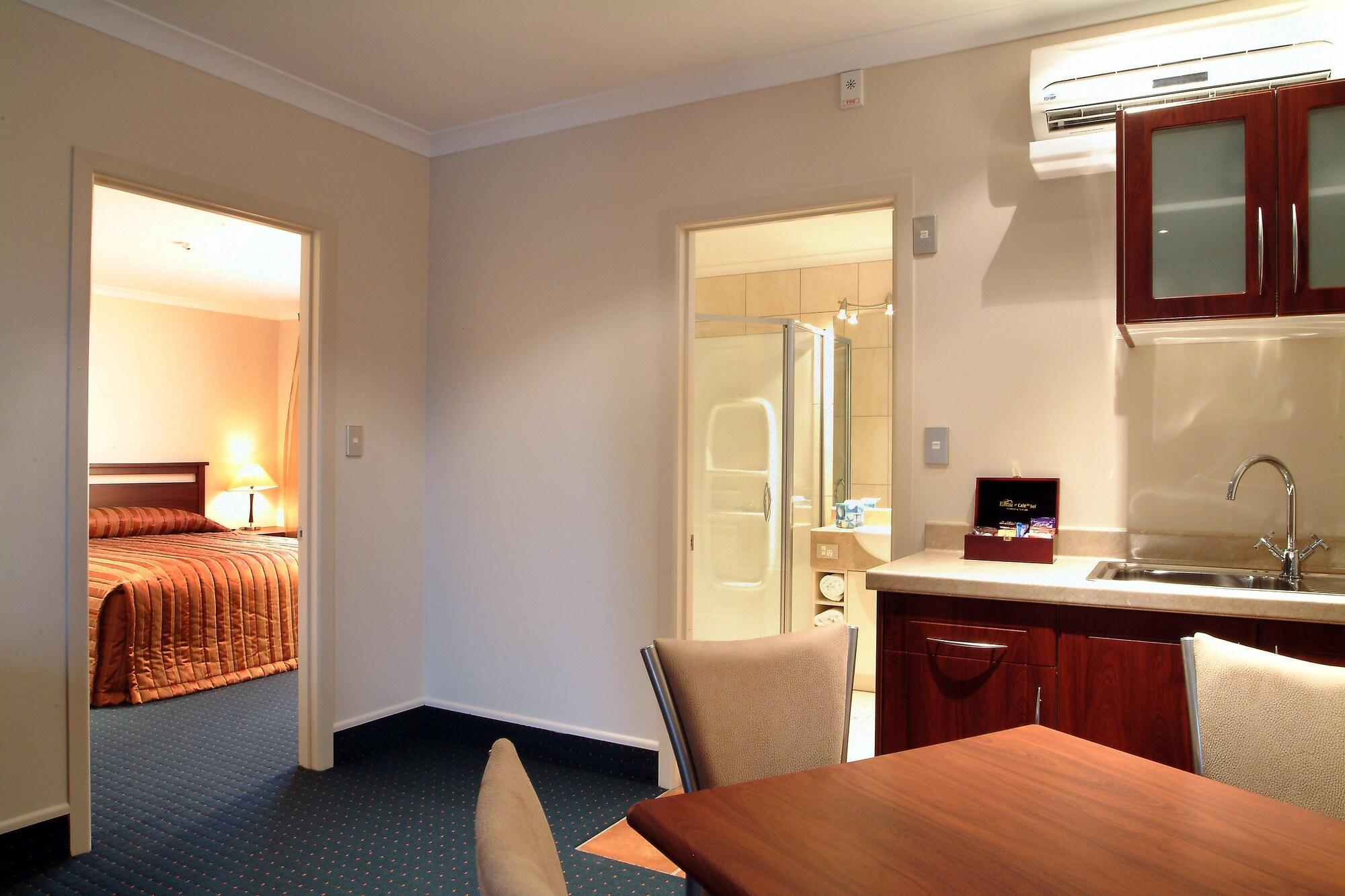 284 - Refurbished Modern 4* Rotorua