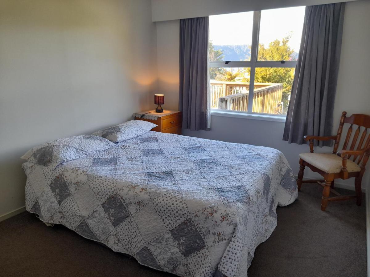 Rotoiti Lakehouse Retreat Rotorua