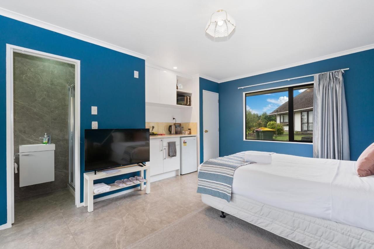 Westminster Mount View Unit 1 Apartment *