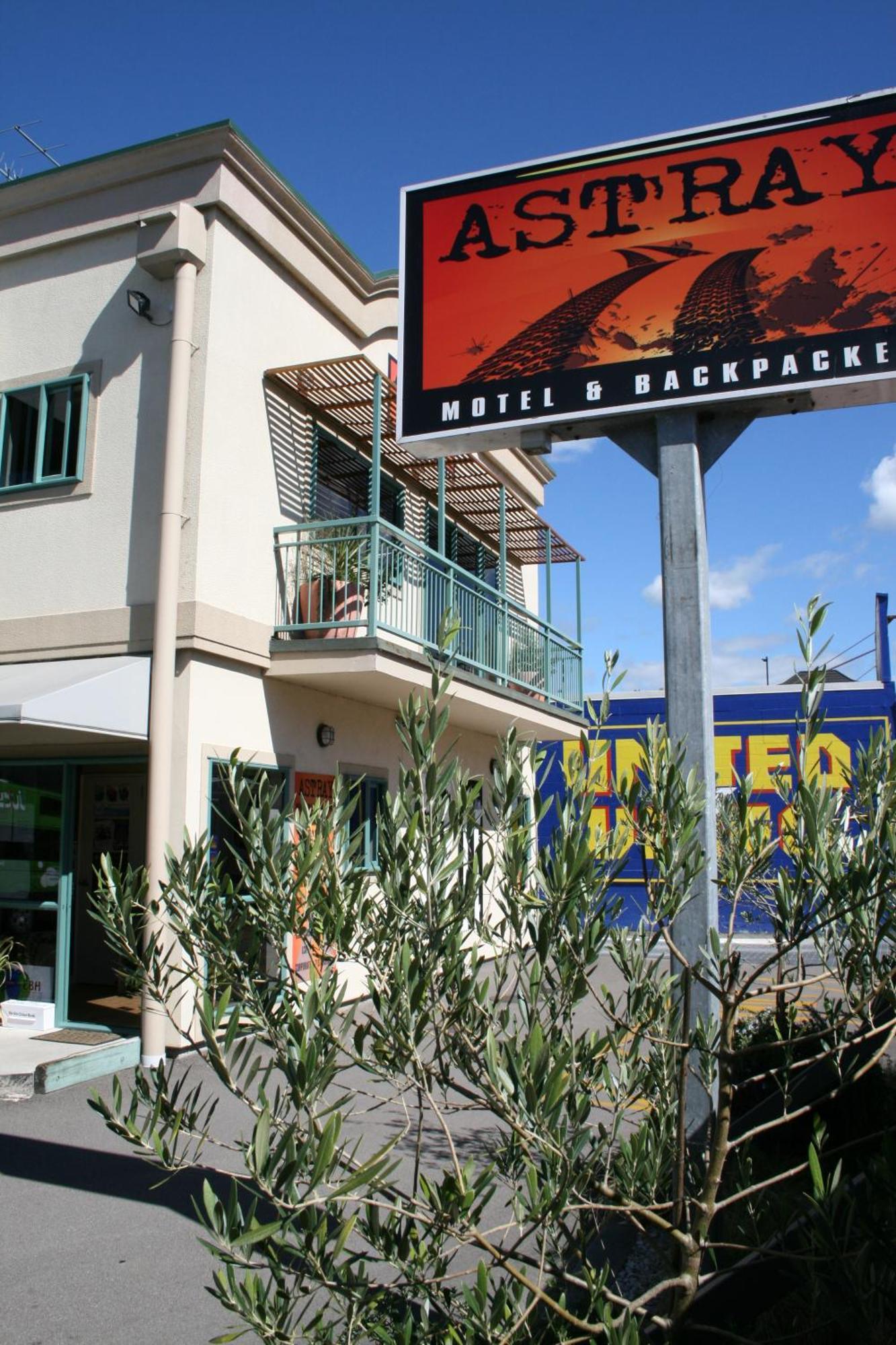 Motel Astray