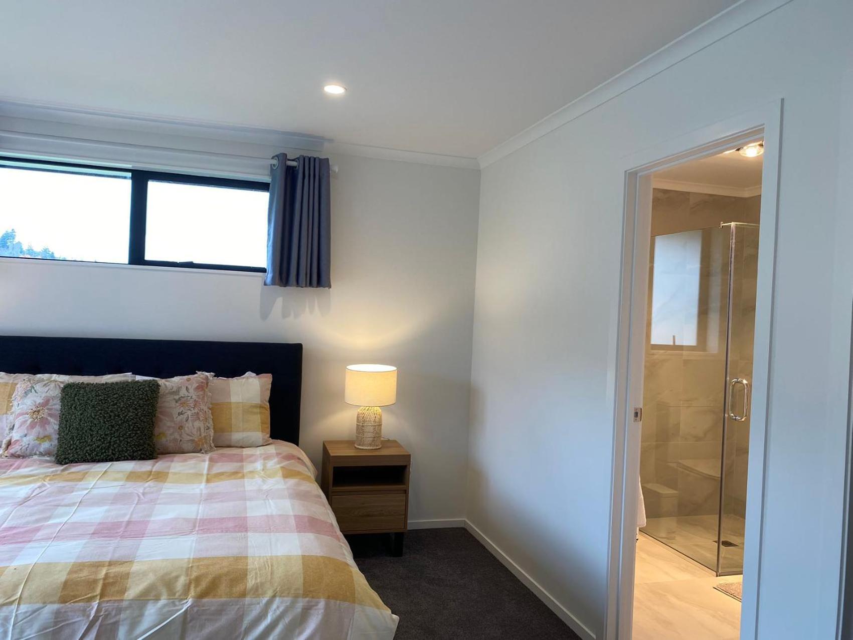 Holiday home Modern Chic - Ideal Location - 5 Bedrooms - In