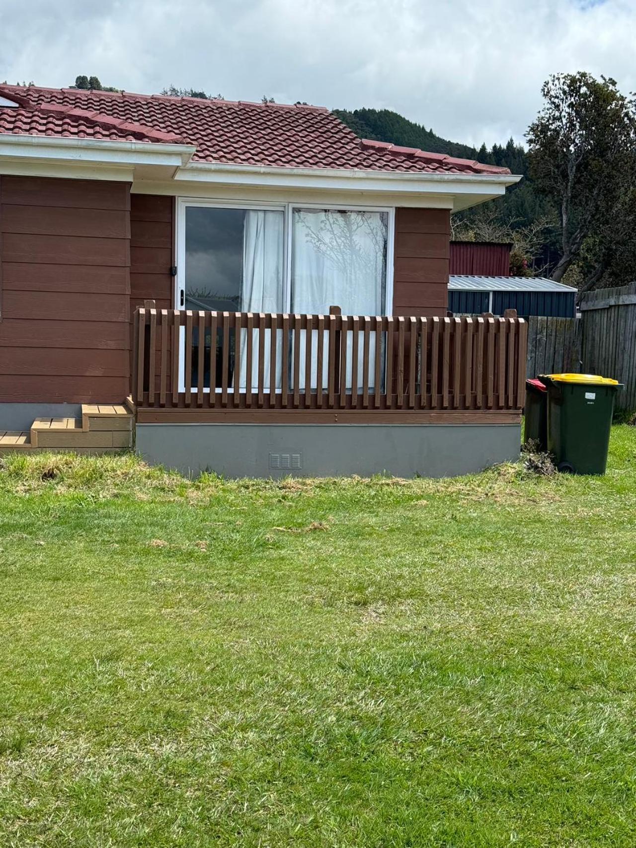 4 Beds Including 2 Double Beds, 1 Single Bed, And 1 Double Sofa Bed In A Small 1 Bedroom And 1 Lounge No Kitchen Only Fridge, Microwave