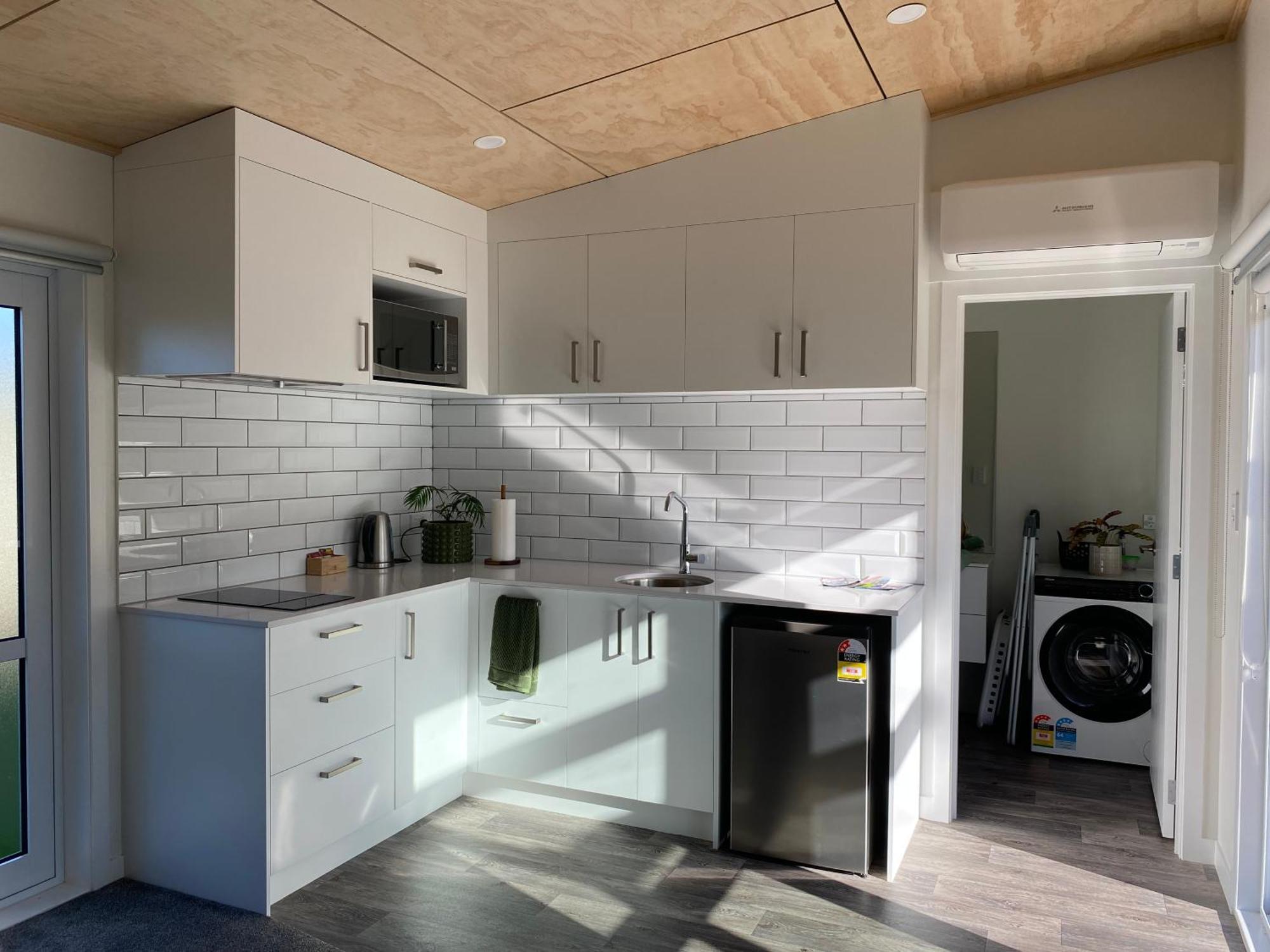 Guest house Kabin-on-kiwi *