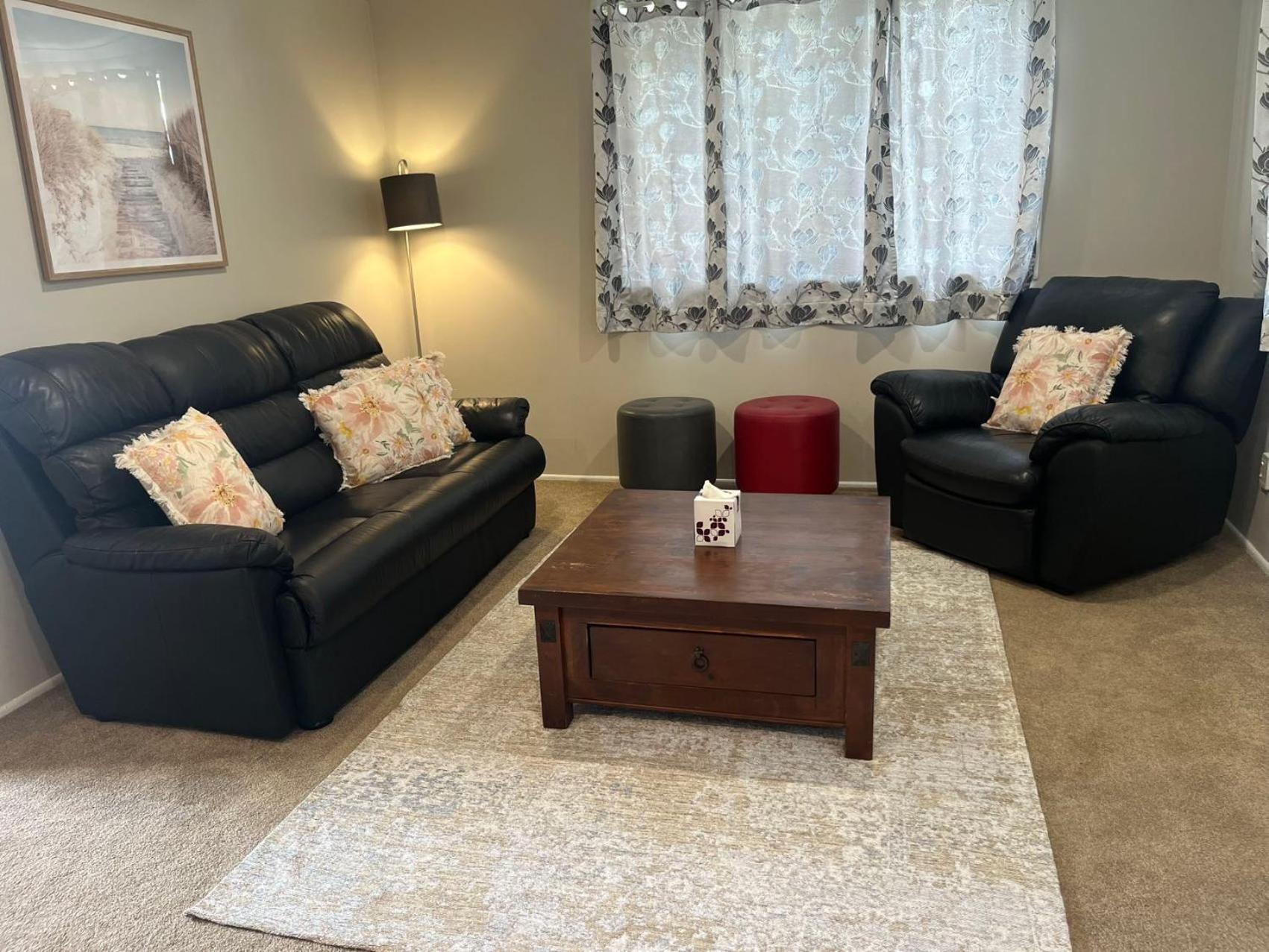 Cosy 4br, Minutes To Center And Redwood *