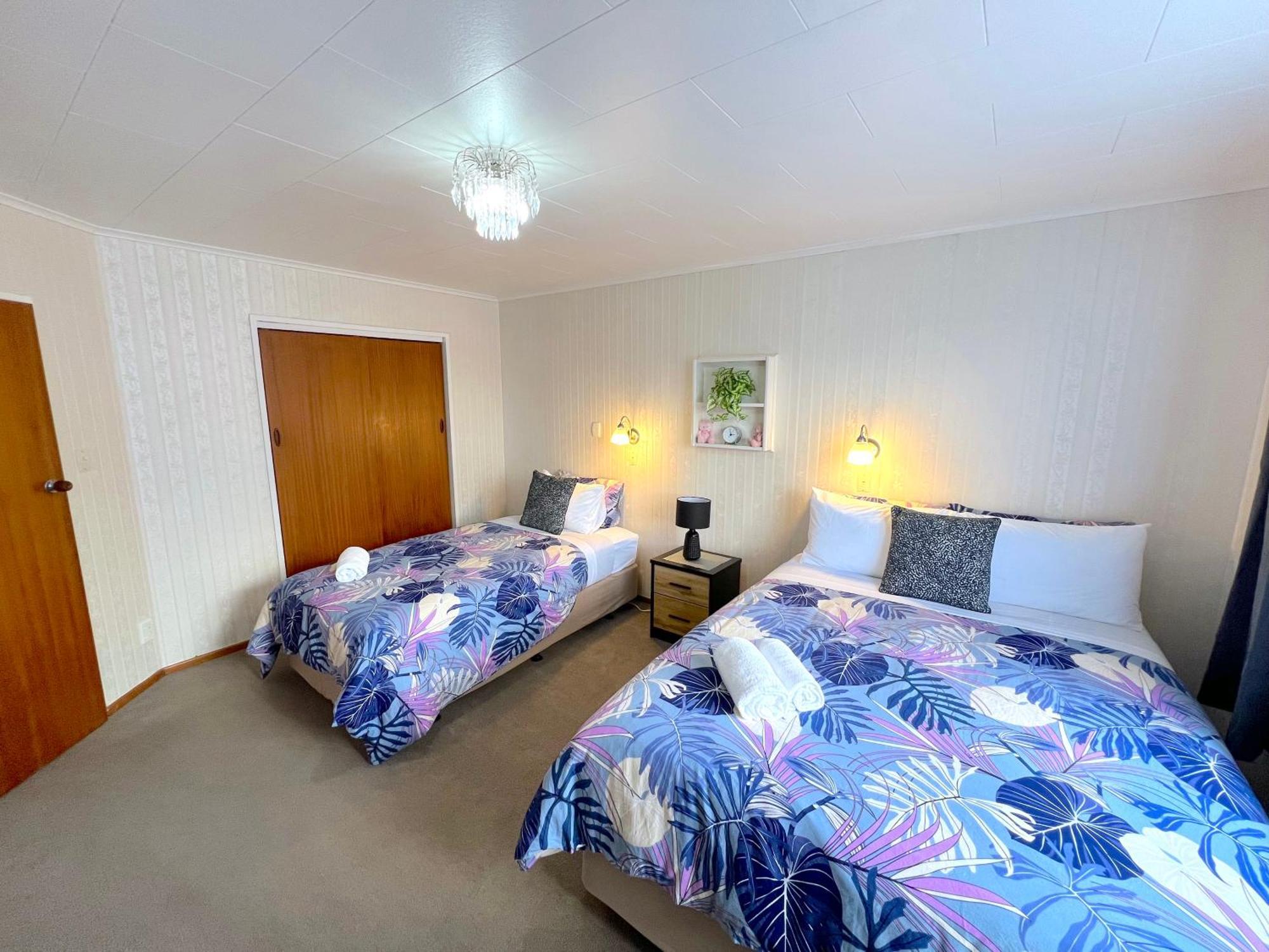 - Prime Location - With Garden Rotorua