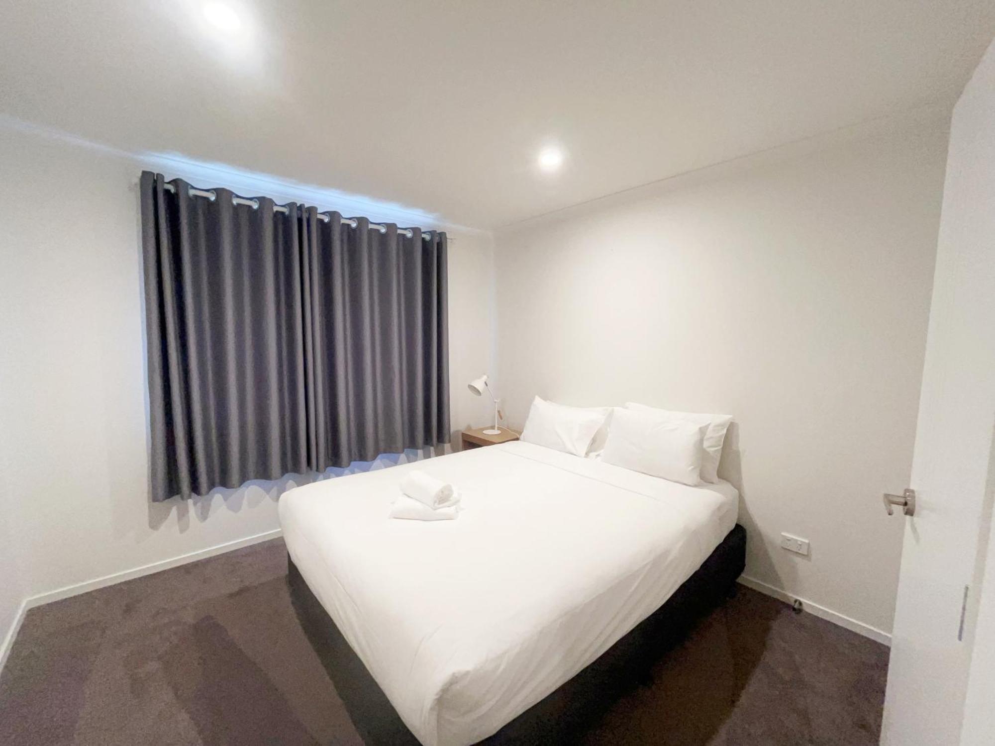 Holiday home Modern Chic - Ideal Location - 5 Bedrooms - In