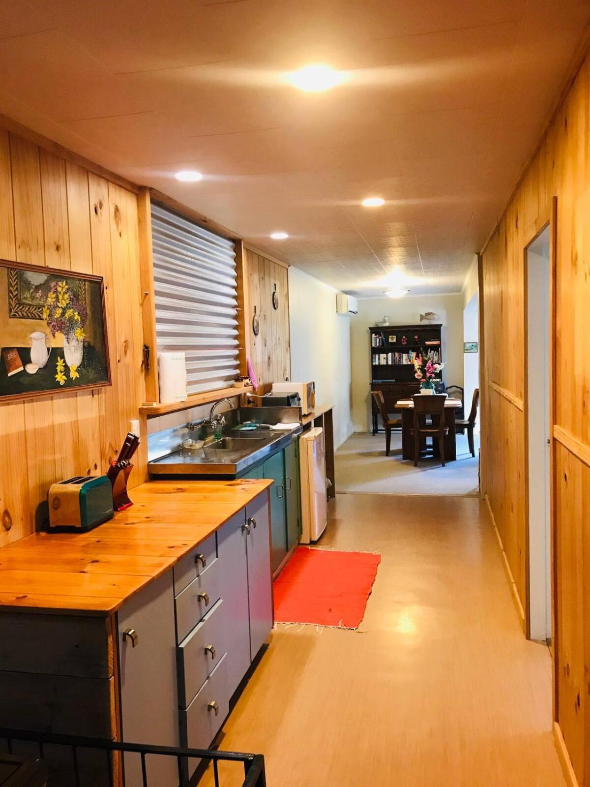 Apartment Paradise Valley Getaway - Farm With Stream *