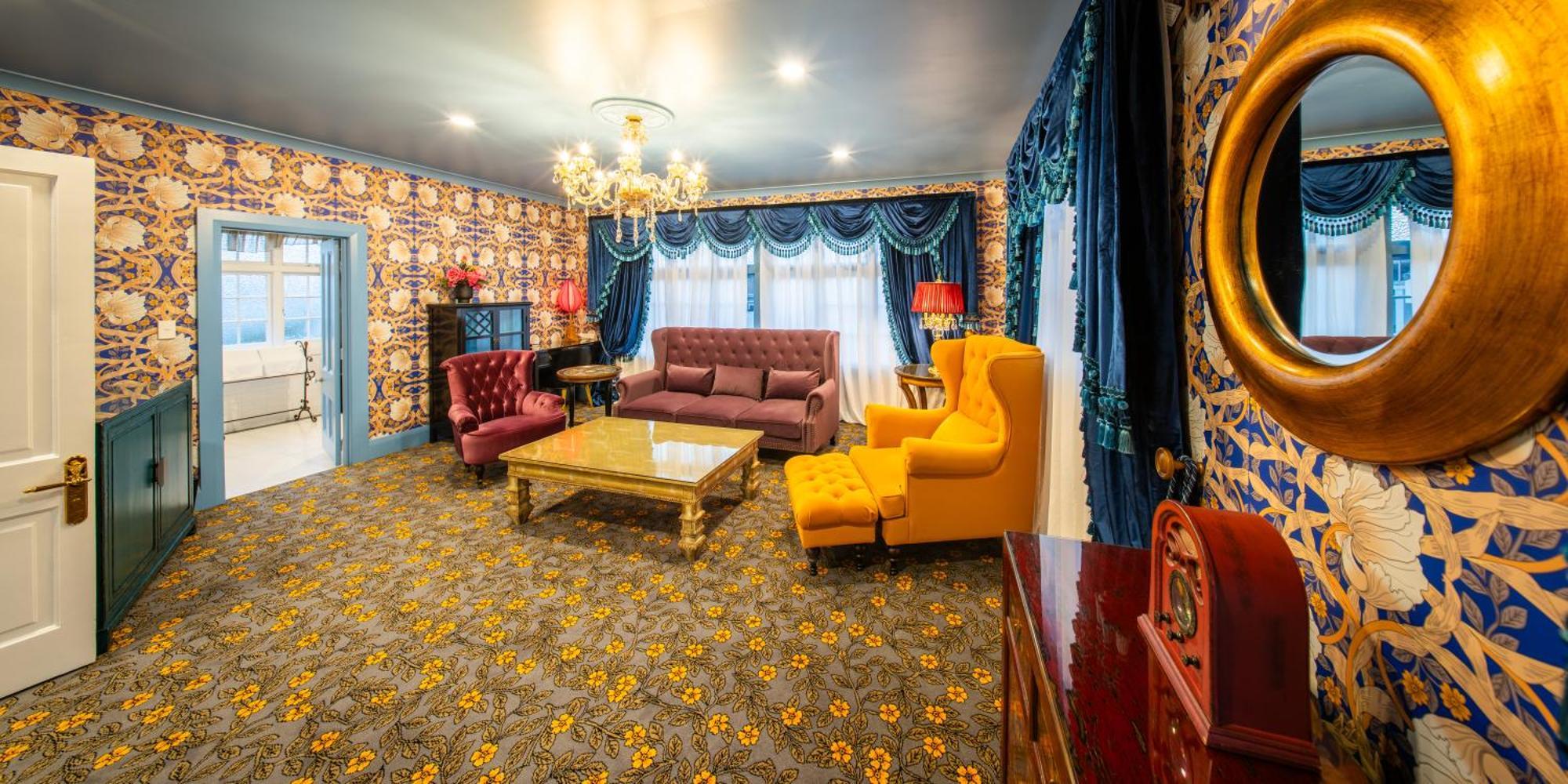 Prince's Gate 4*