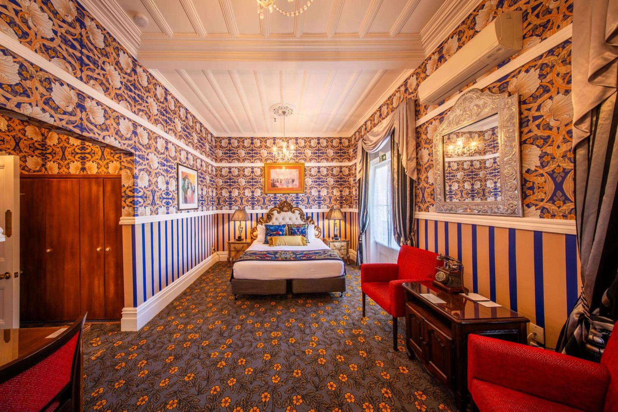 Prince's Gate Hotel