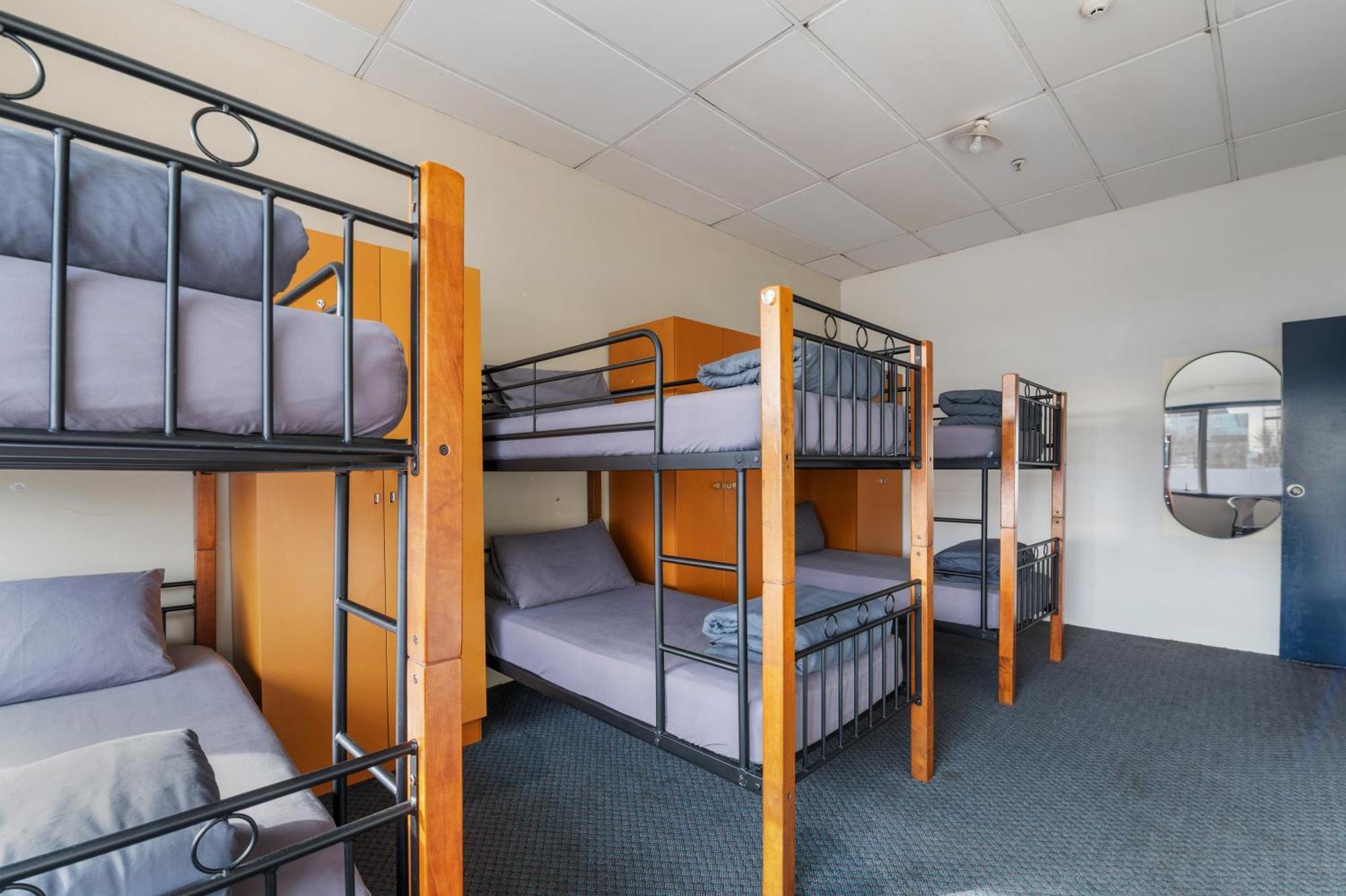 Rock Solid Backpackers Hostel Rotorua