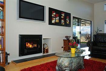 Bed & Breakfast Lights Boutique