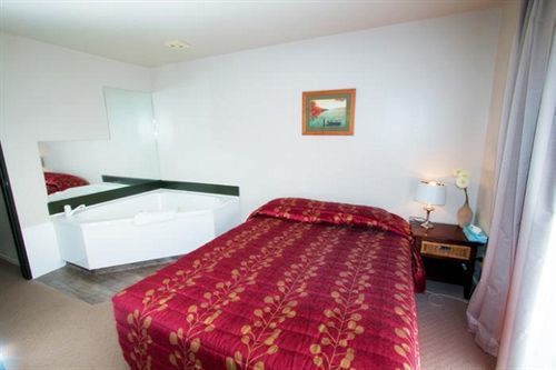 Pohutu 3* Rotorua