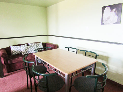 Pohutu Motel