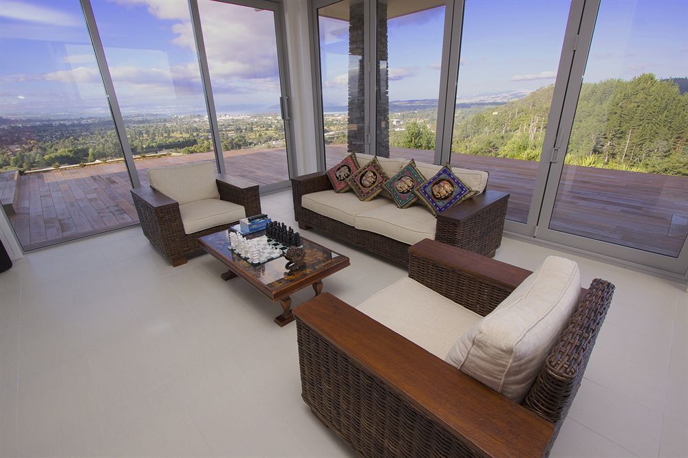 Tihi Retreat *