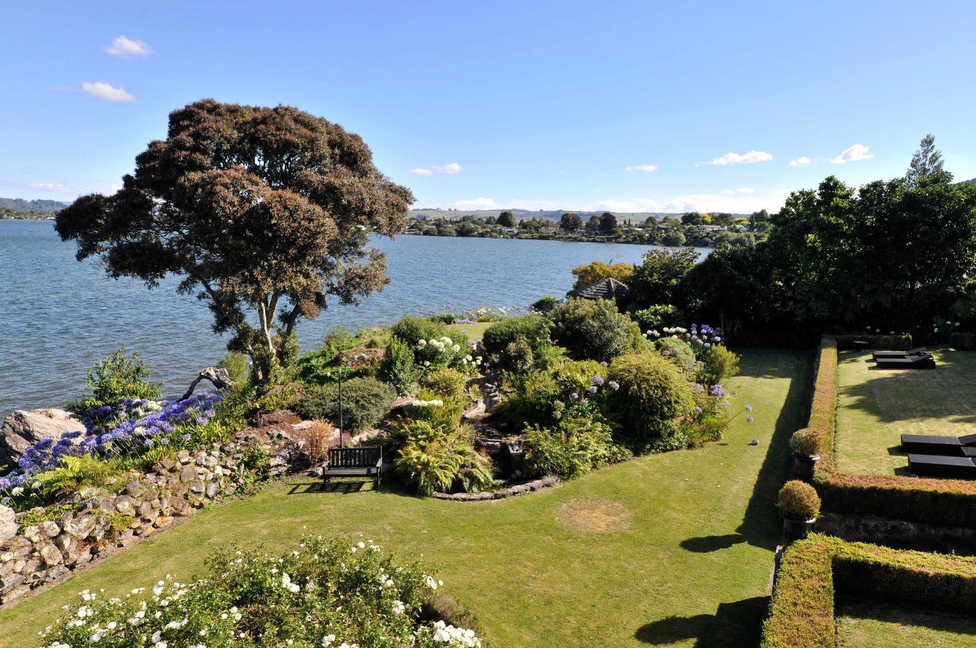 Black Swan Lakeside Boutique Hotel Rotorua
