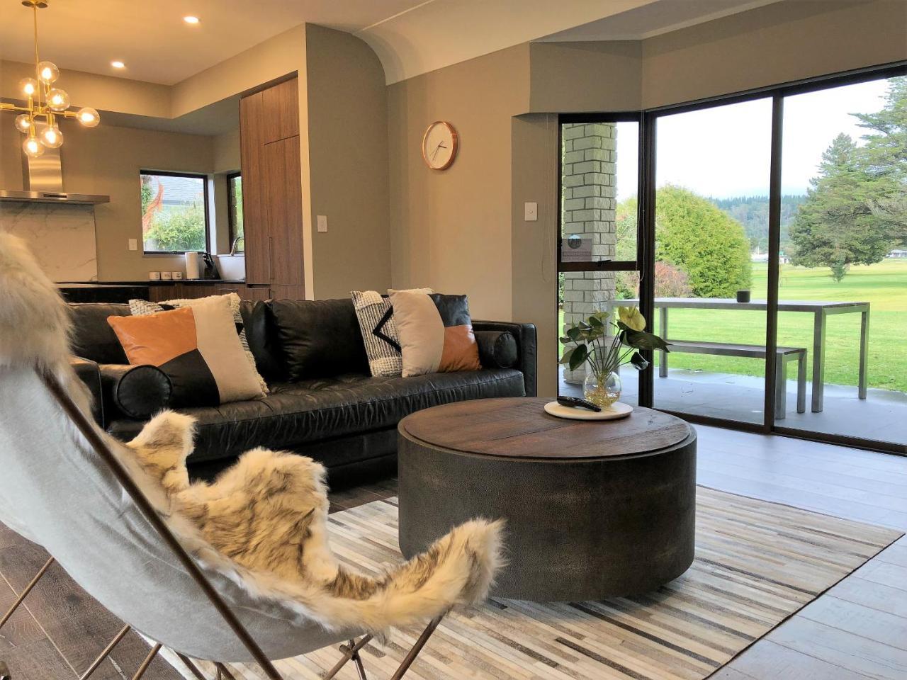 Holiday home Luxury K-lodge With Golf Course View-rotorua