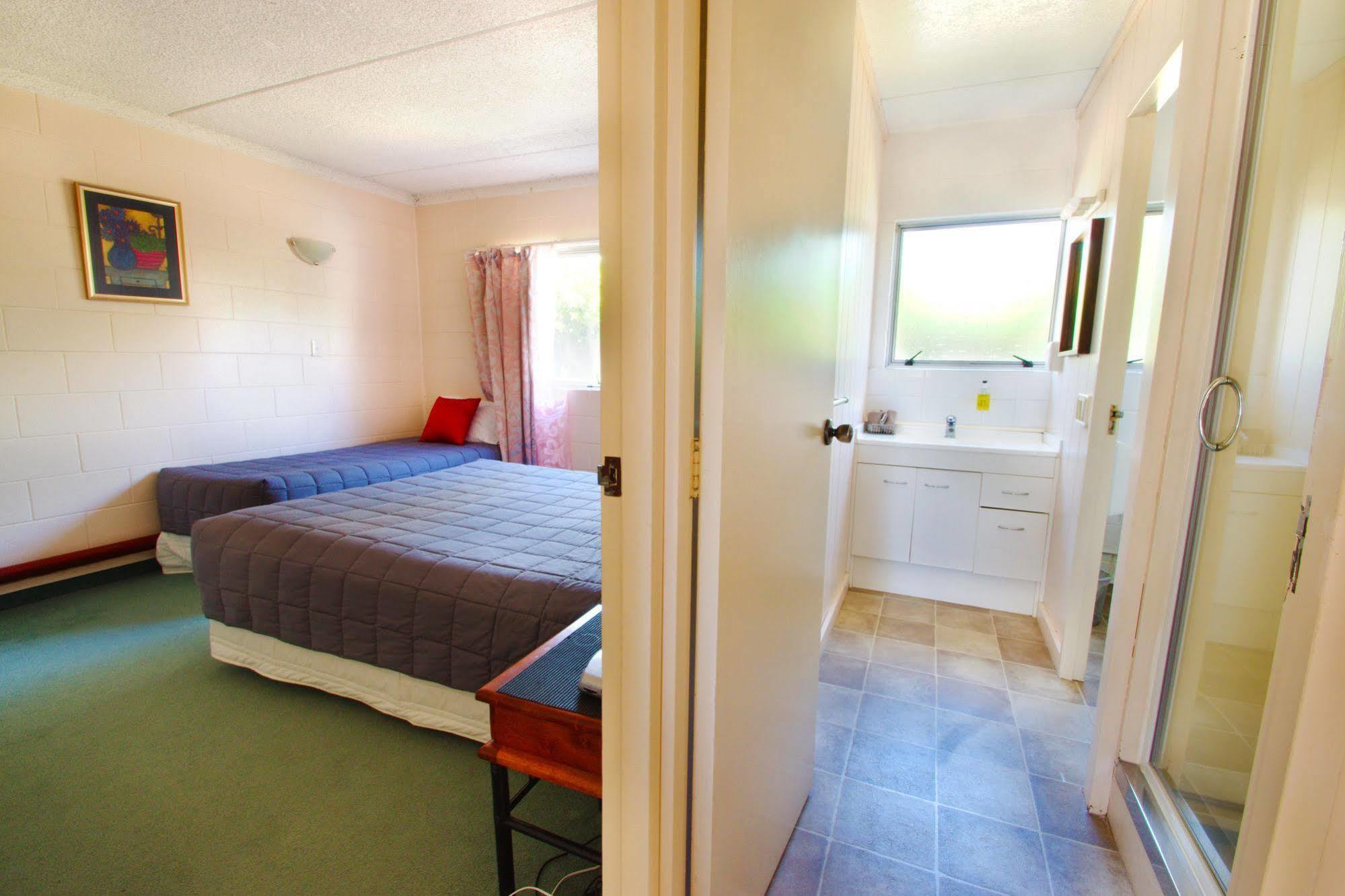 Union Victoria 4*