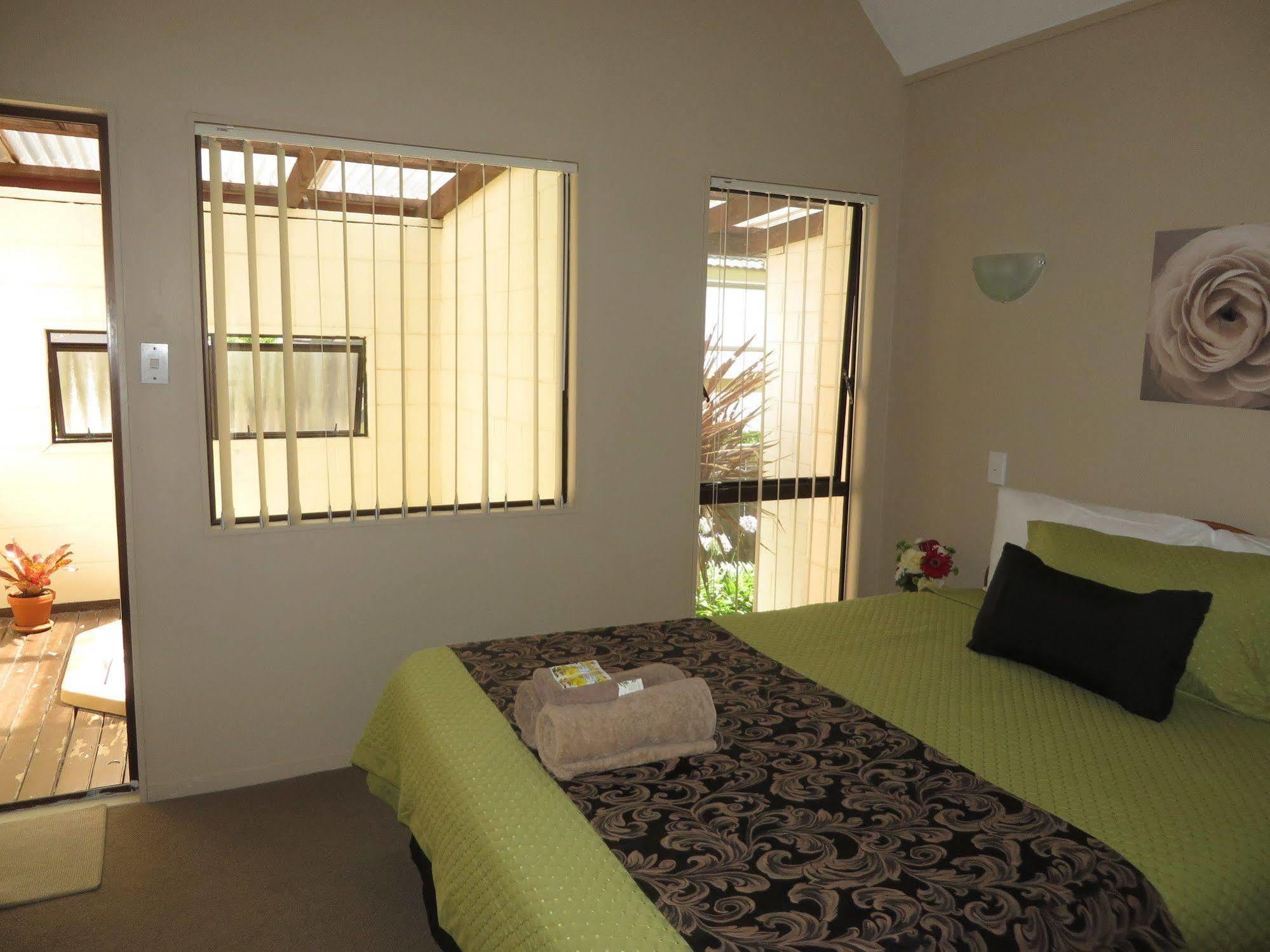 Motel Apex On Fenton 4*