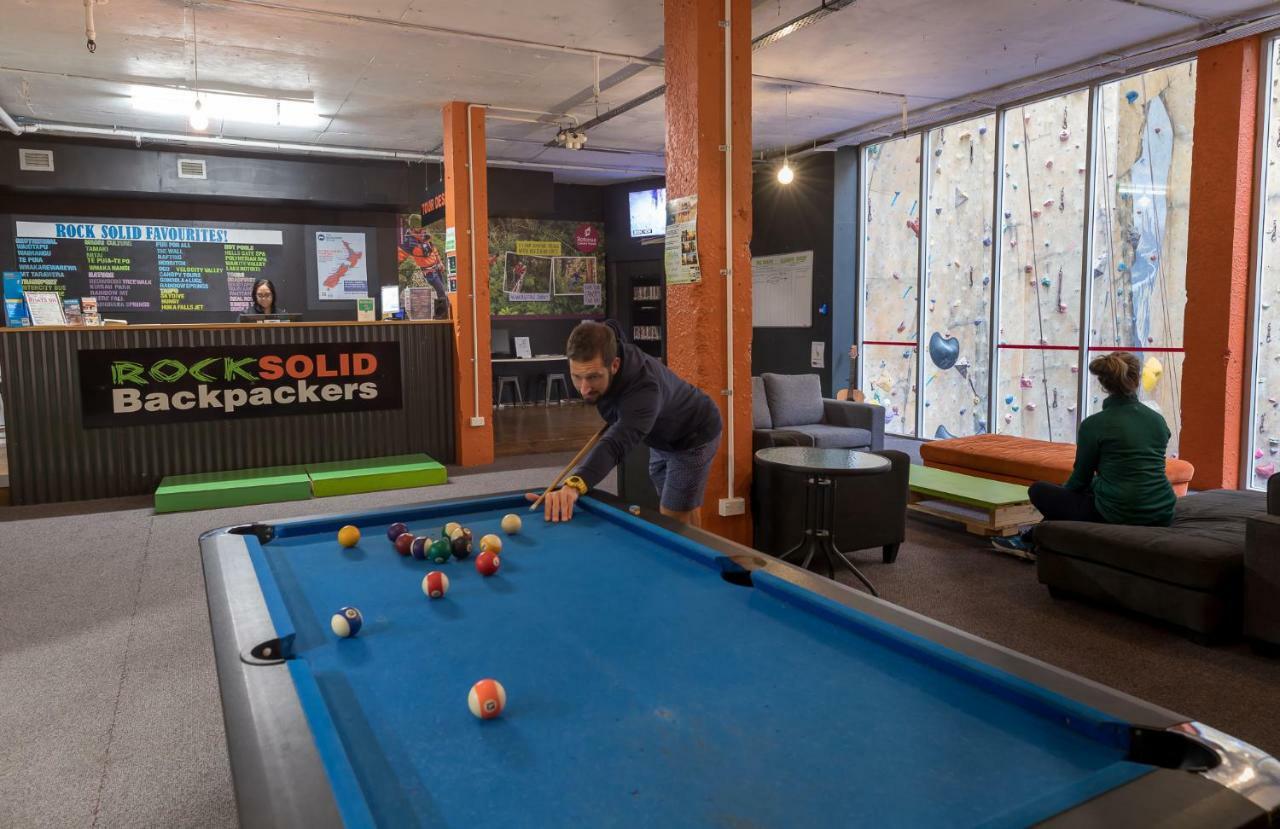 Rock Solid Backpackers Hostel *