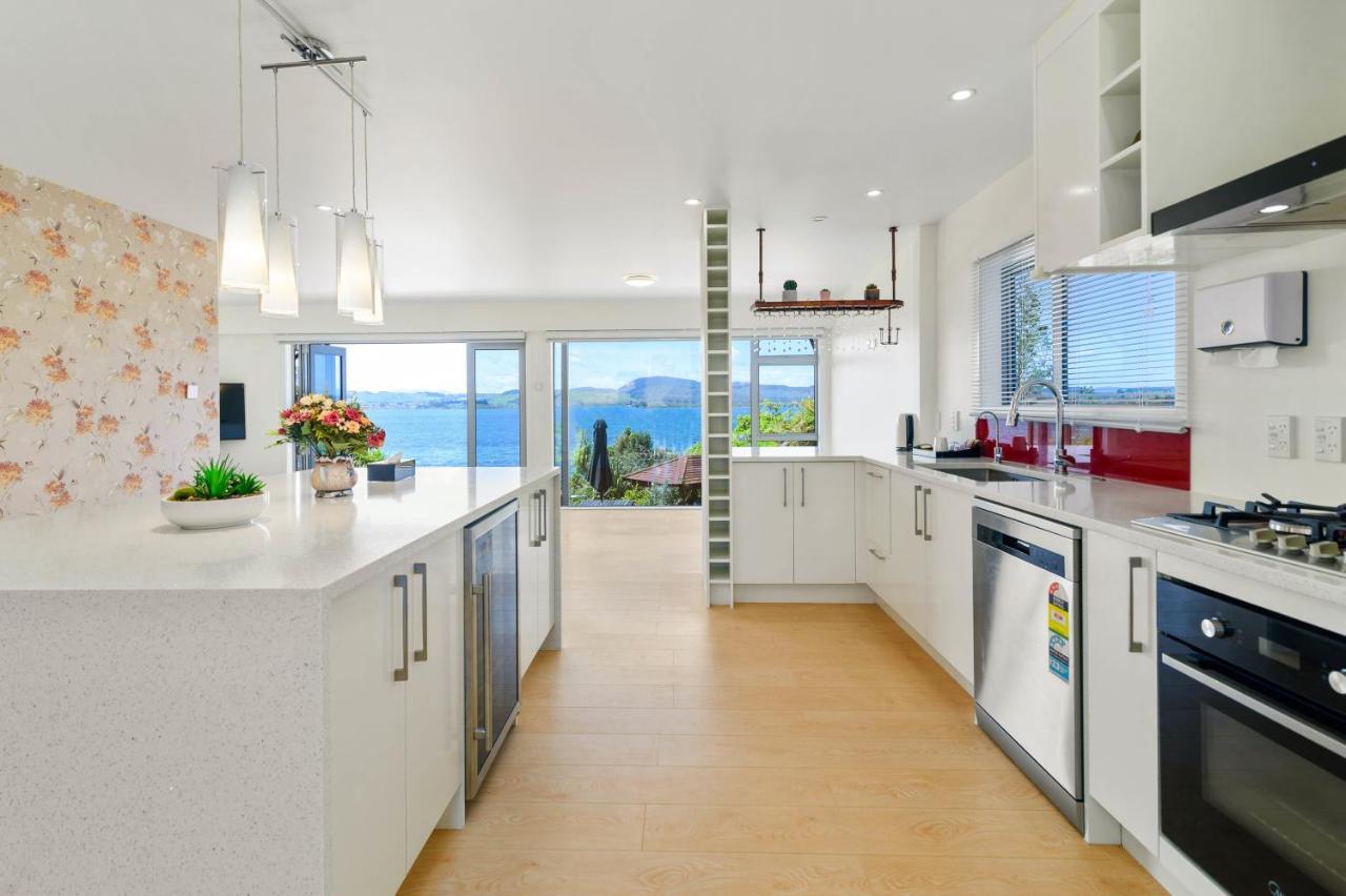 Luxury Lakeside Retreat Villa