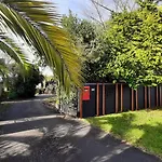 Koutu Beach Bed And Breakfast