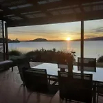 Koutu Beach Bed And Breakfast