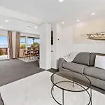 Edgewater Escape