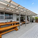 Edgewater Escape