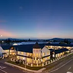 Newina Rotorua