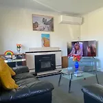 3 Bedroom Home By The Reserve