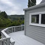 Lake Okareka Calder Road Cottage