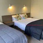 Malones Spa Motel