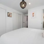 Inn Mcdowell - Modern 3 Bedroom In Springfield