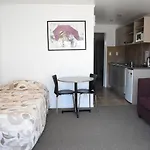 Devonwood Motel