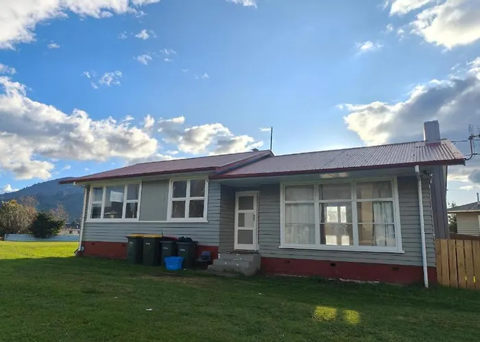 Serviced 3 Bedroom House