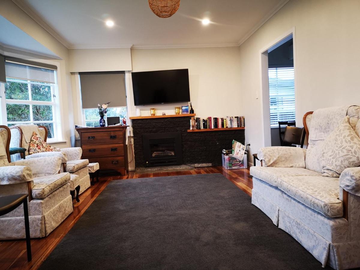 Cheerful 4 Bedroom *