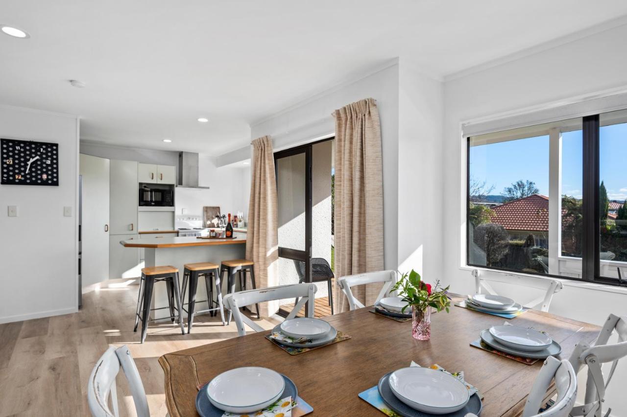Family Perfect, Winter Getaway, Secure Yard, Parking, Mountain Bikes, Arcade Rotorua
