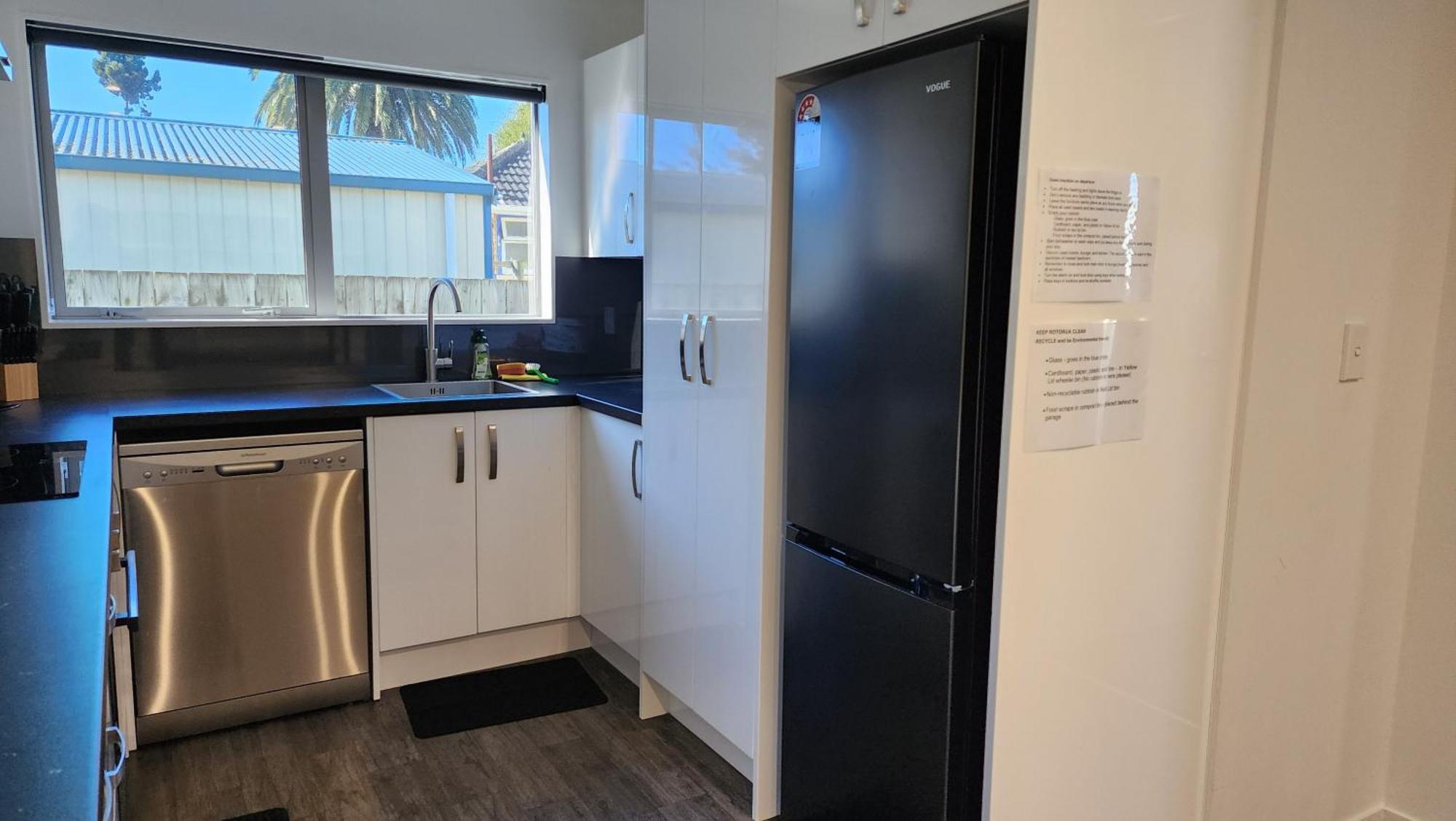 Holiday home Oaktree Entire Home, Sleeps 8 To12 *
