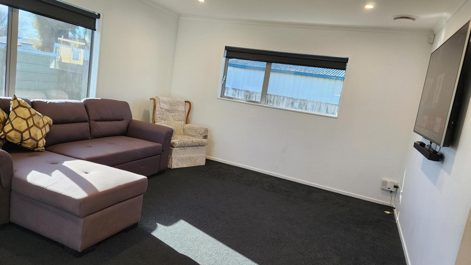 Oaktree Entire Home, Sleeps 8 To12 Holiday home *