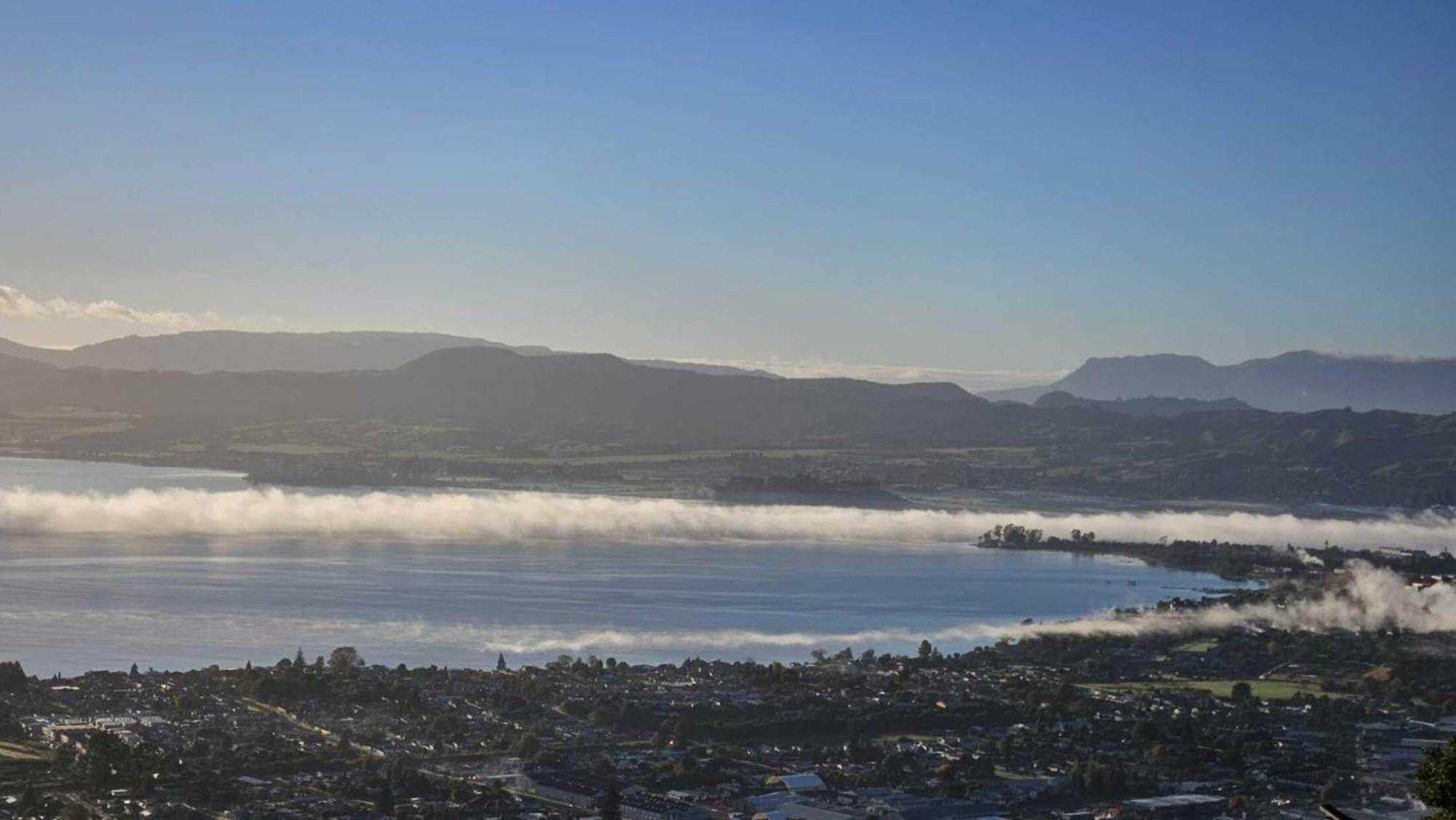 Aorangi Peak 1 By Tiny Away * Rotorua